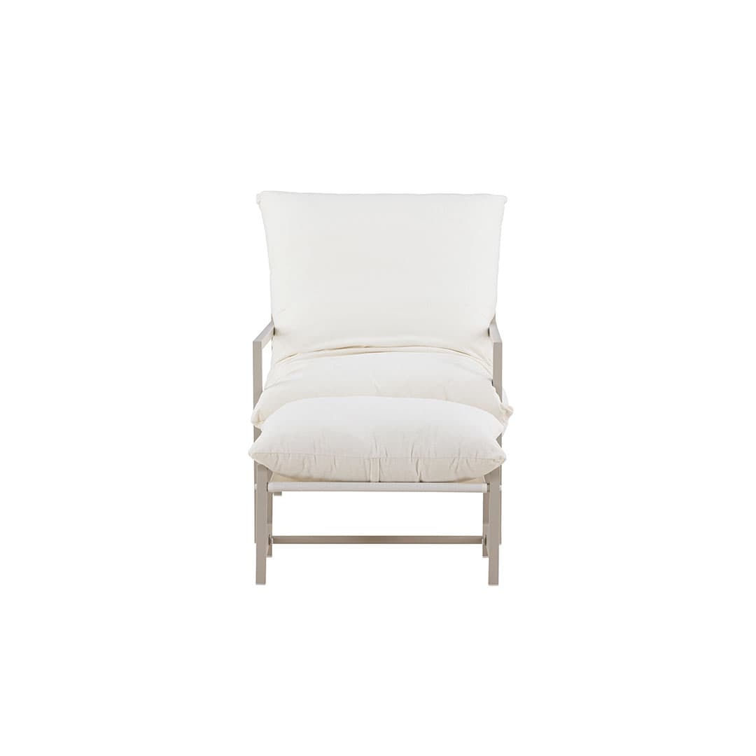 Corso Loungesessel mit Fußhocker beige.