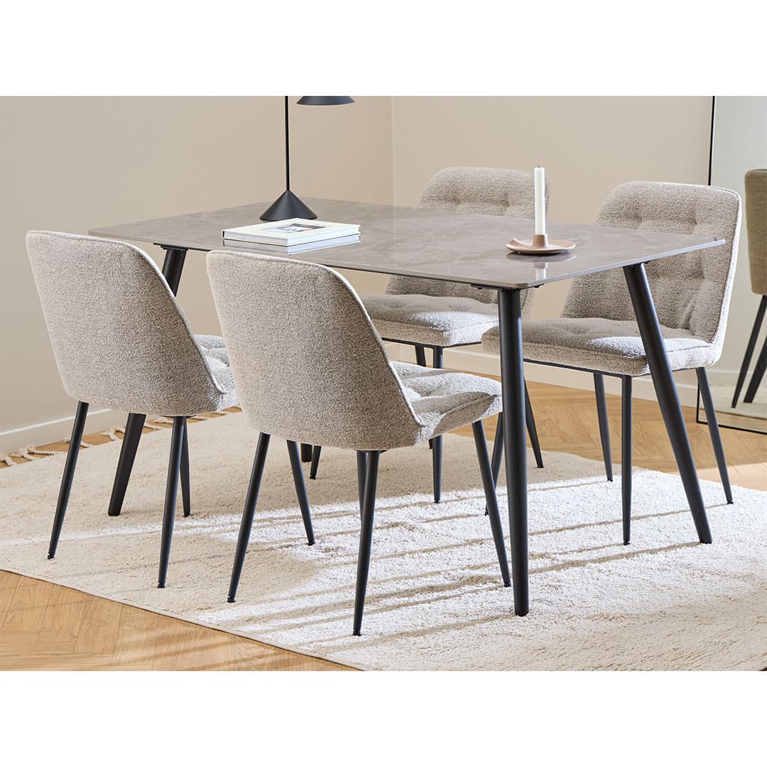 Wicklow Essgruppe Tisch mit 4 Stühlen grau, beige.