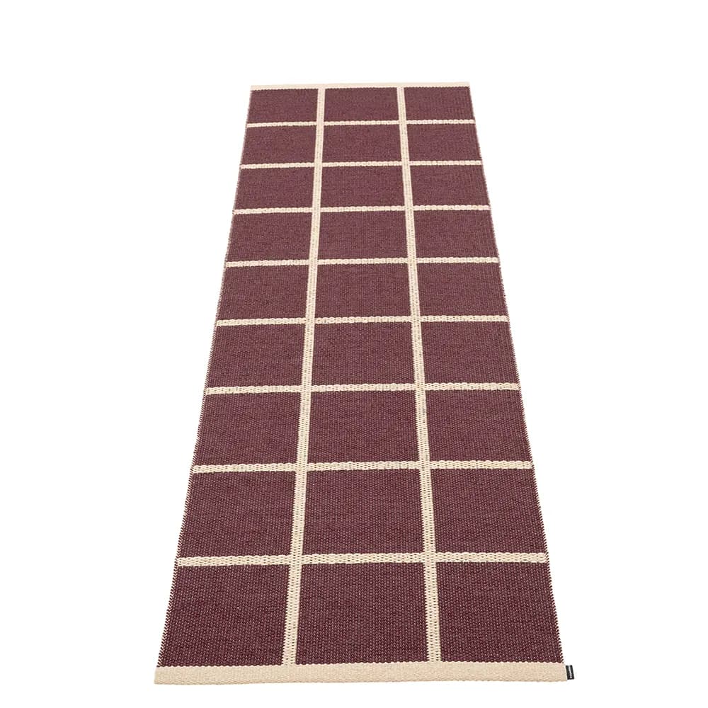 Pappelina, Gewebter Teppich Criss Burgundy 70x225 cm