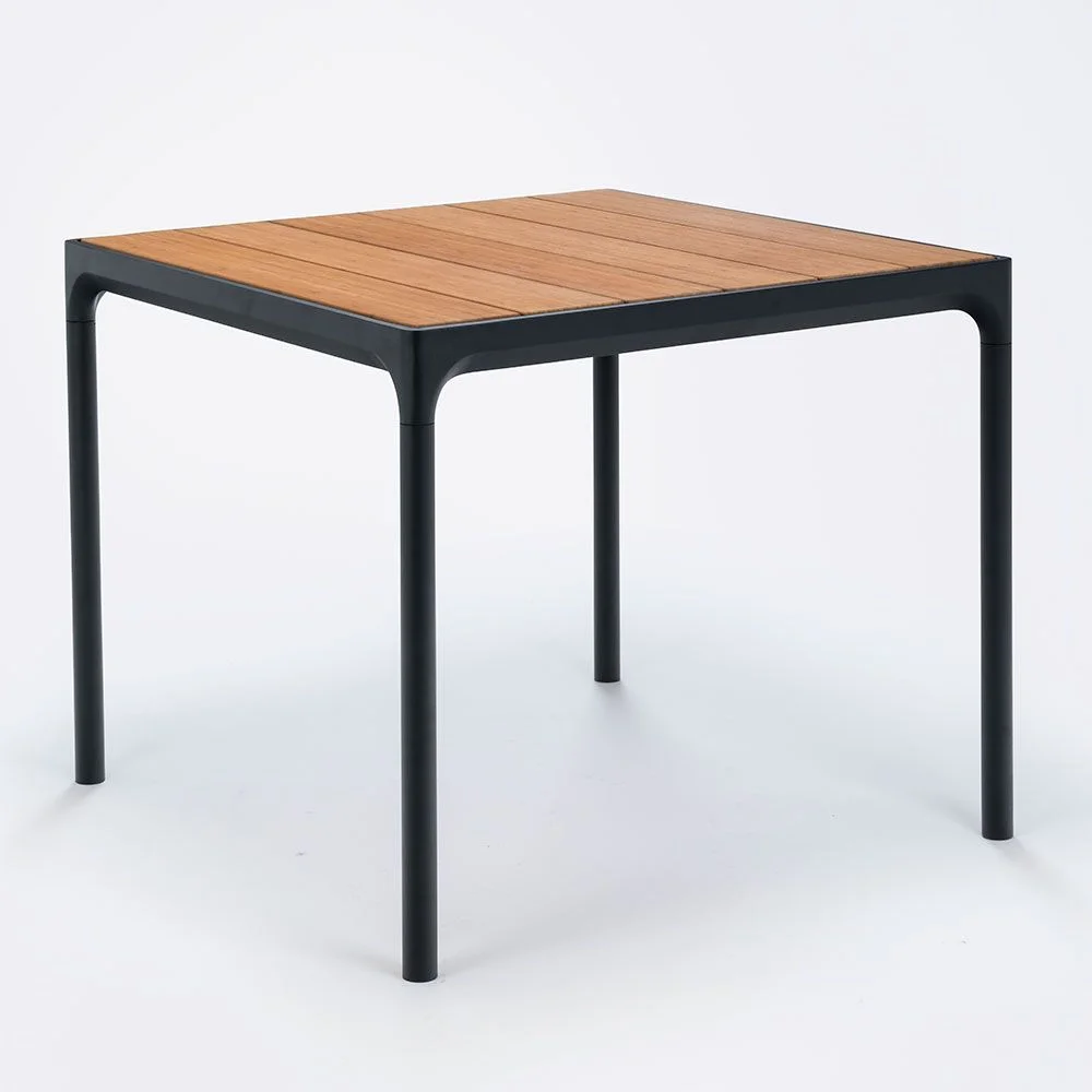 Houe, Four Esstisch 90x90 cm schwarz/Bambus Aluminium