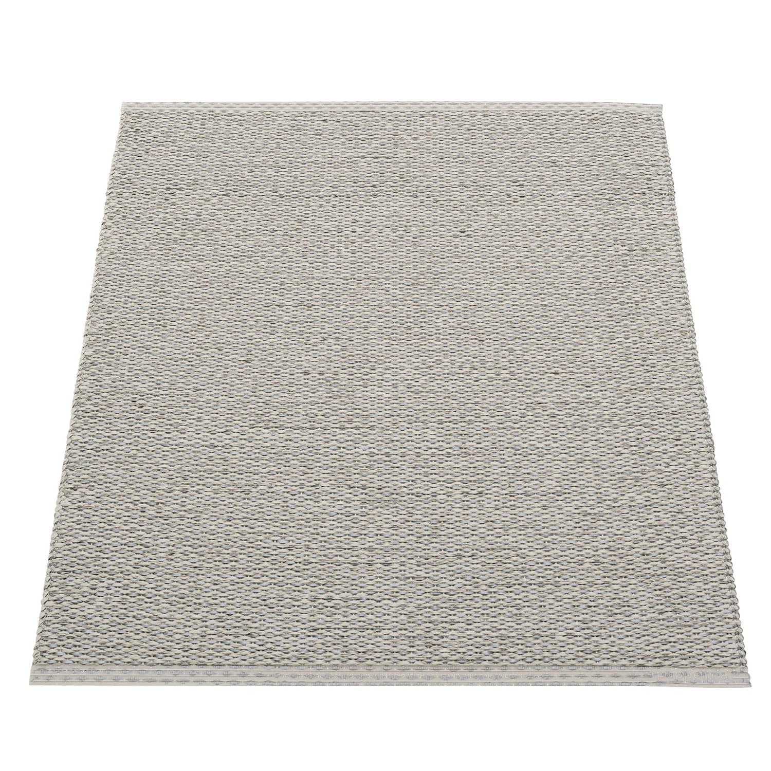 Pappelina, Svea Teppich 70x90 cm warm grey / granit metallic