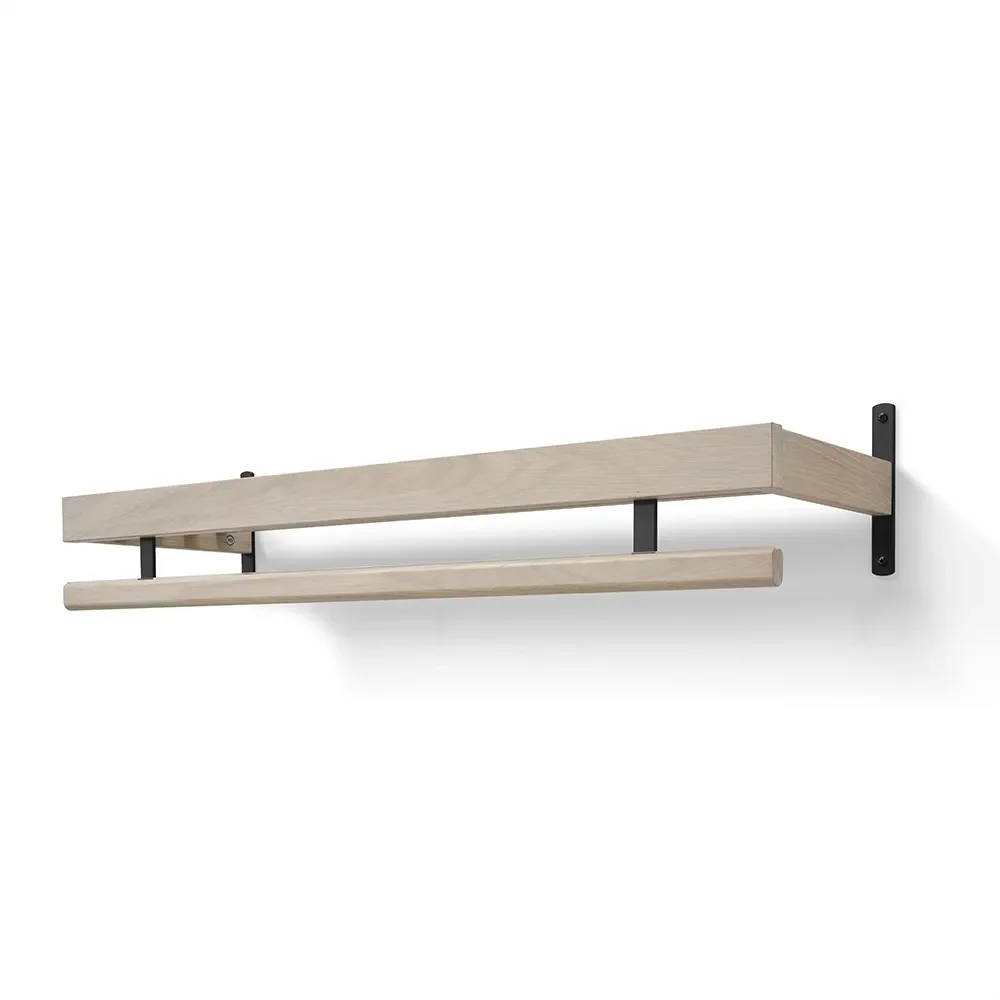 Oscarssons Möbel, Nadja Hutablage 100 cm 1 Ebene Weiß geölte Eiche/Mattschwarzer Stahl