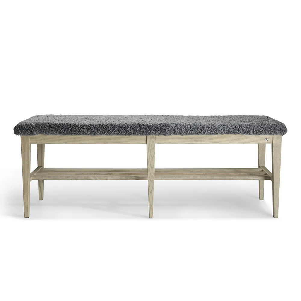 Oscarssons Möbel, Nadja Bank 130 cm Grau Esche geölt/Schafsleder Hellgrau