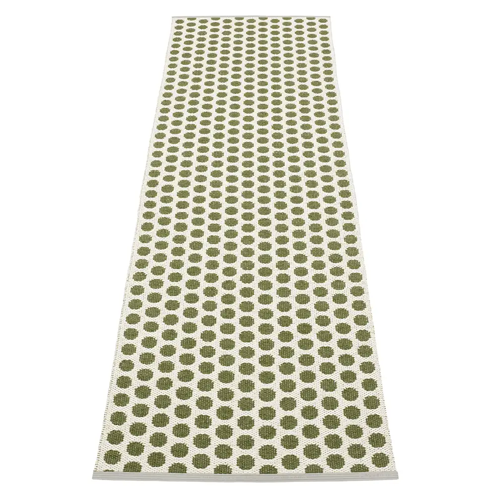 Pappelina, Noa Teppich 70x250 cm Dark Olive/Vanilla