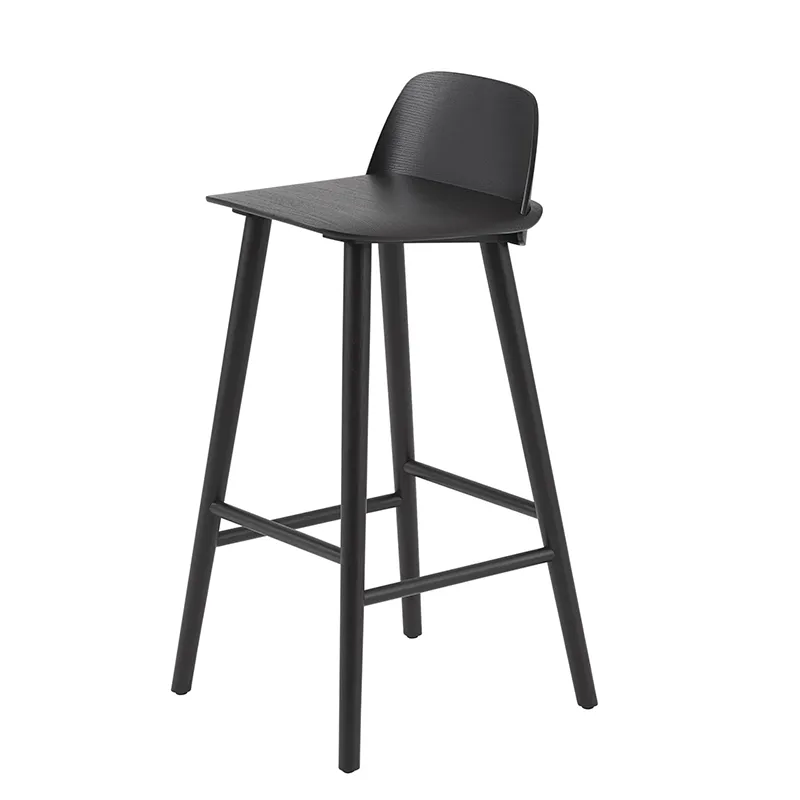 Muuto, Nerd barhocker 75 cm - mit Metallfußstütze - Black