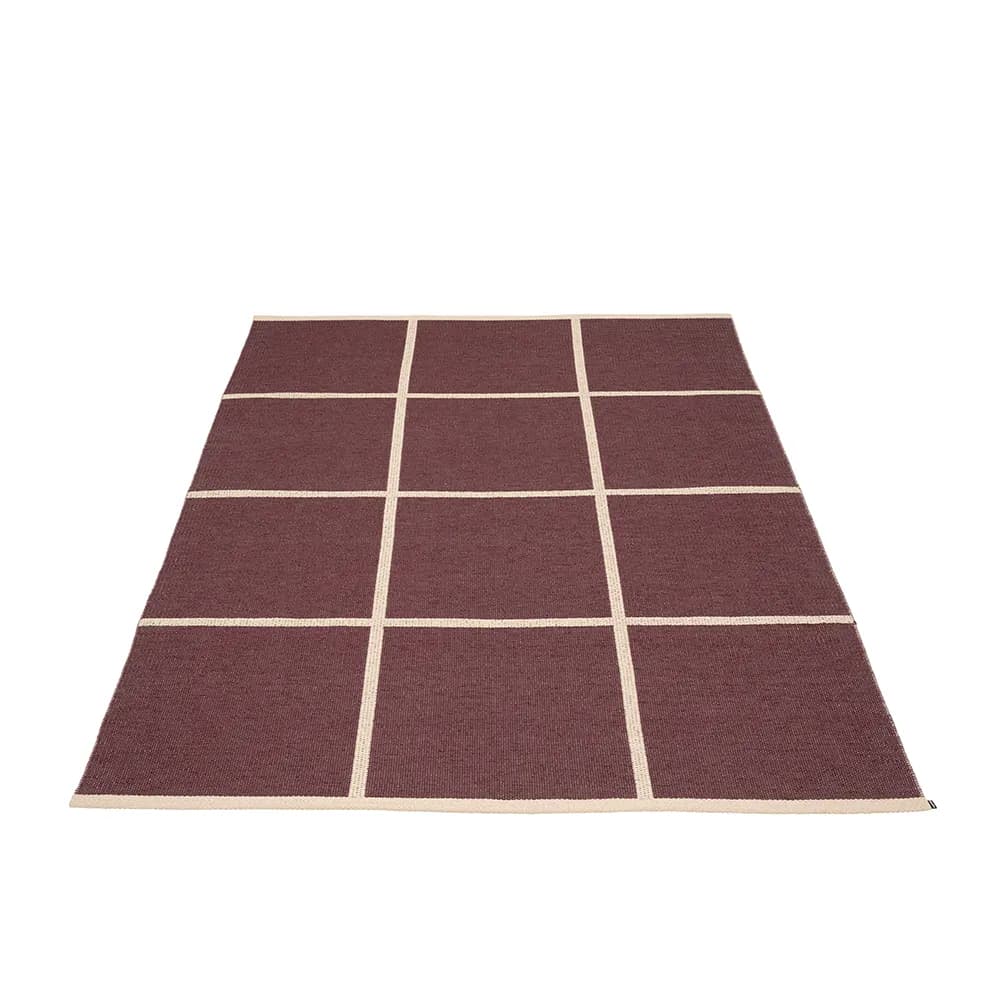 Pappelina, Gewebter Teppich Criss Burgundy 180x260 cm