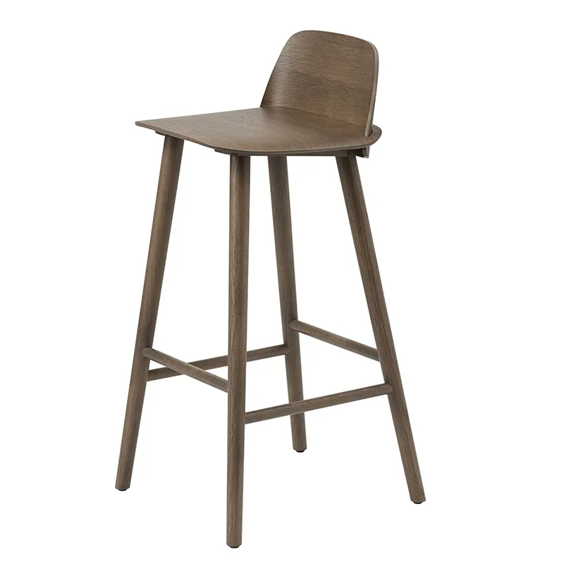 Muuto, Nerd barhocker 75 cm - mit Metallfußstütze - Stained Dark Brown