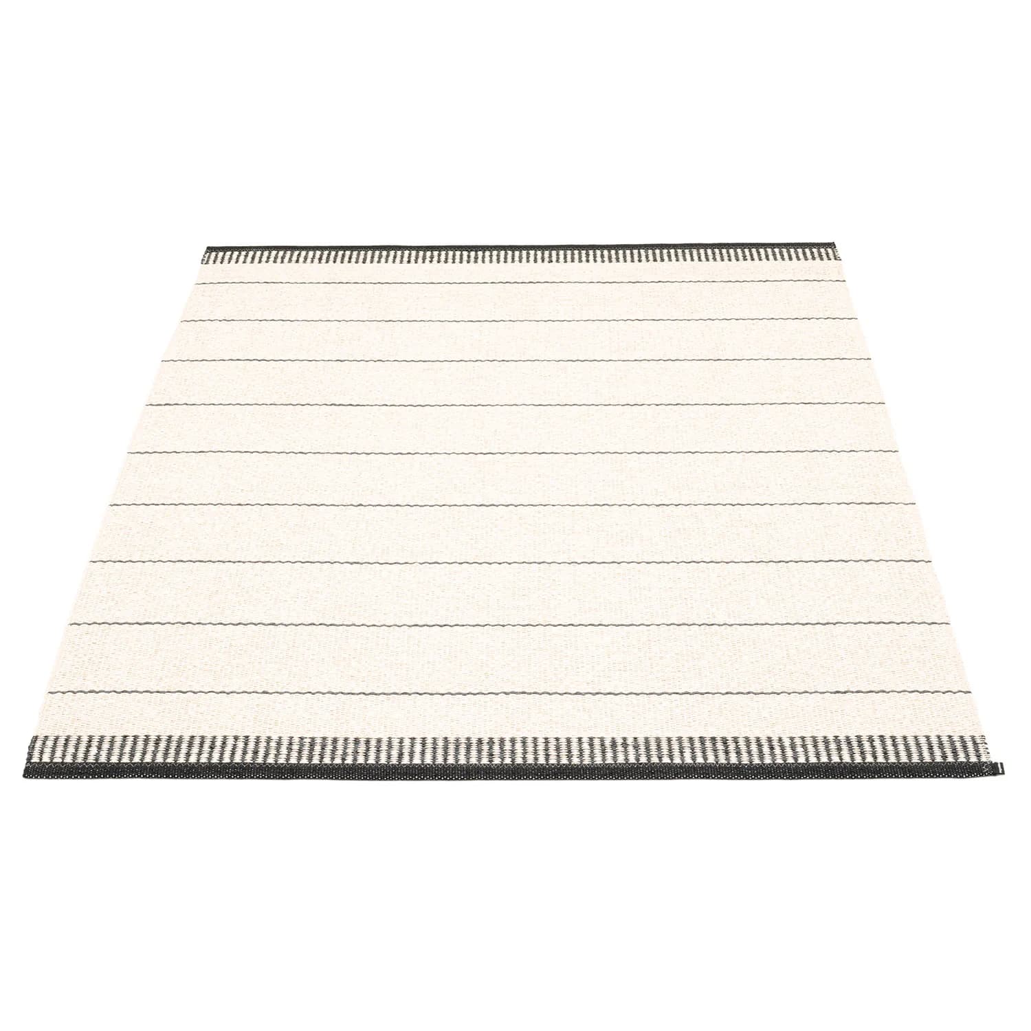 Pappelina, Belle Teppich 140x200 cm black