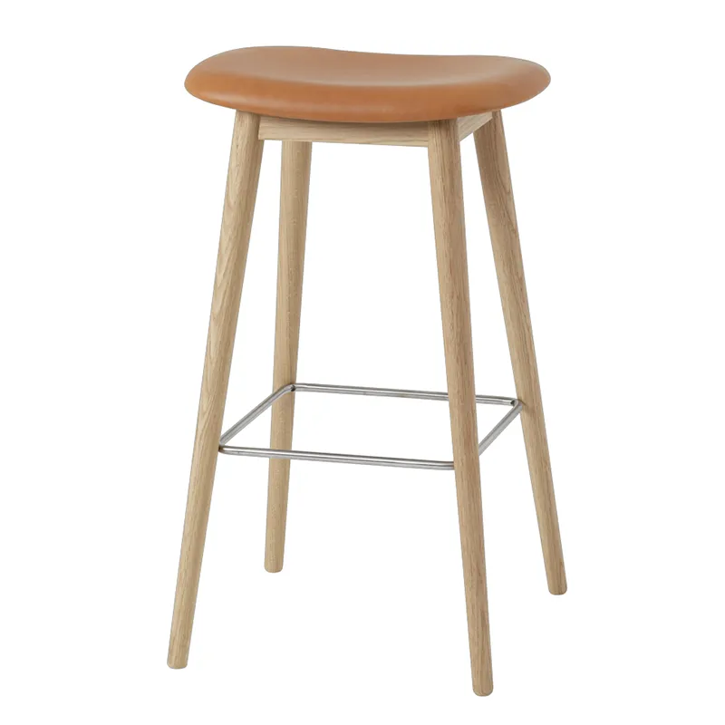 Muuto, Fiber Barhocker hoch Wood Base - 75 cm - Refine Leather Cognac Oak