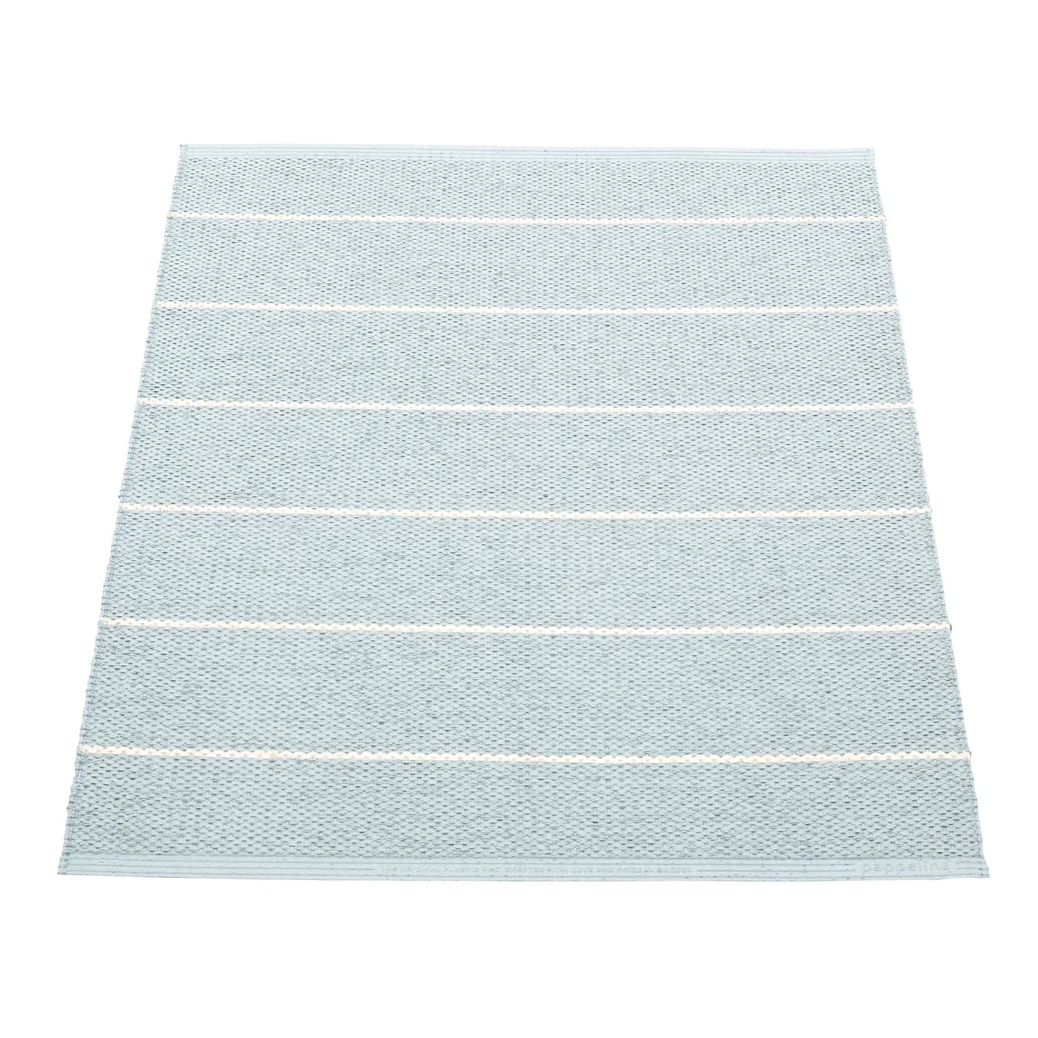 Pappelina, Carl Teppich 70x90 cm blue fog / dove blue