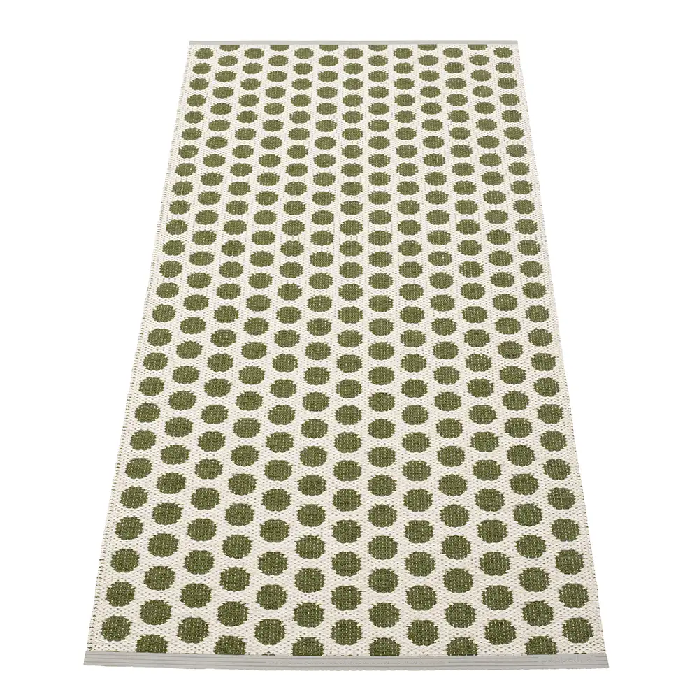 Pappelina, Noa Teppich 70x150 cm Dark Olive/Vanilla