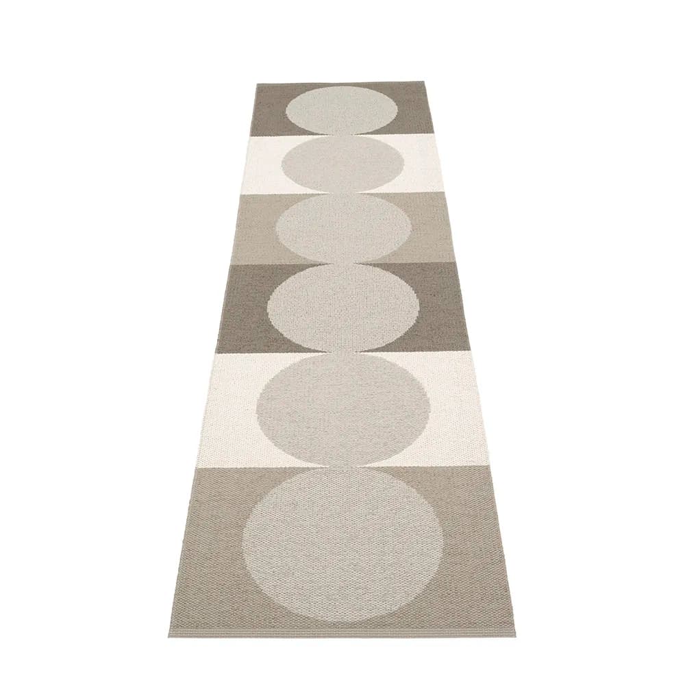 Pappelina, Otto Clay / Background Linen Teppich 70 x 280 cm