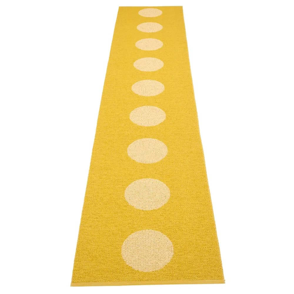 Pappelina, Vera Pop teppich Mustard/Pale Yellow 70 x 360cm