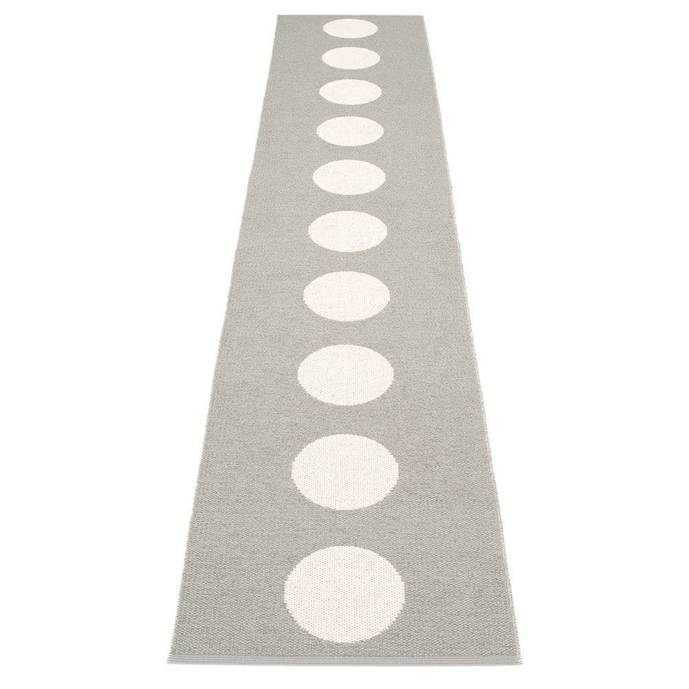 Pappelina, Vera Teppich 70x375 cm warm grey/vanilla