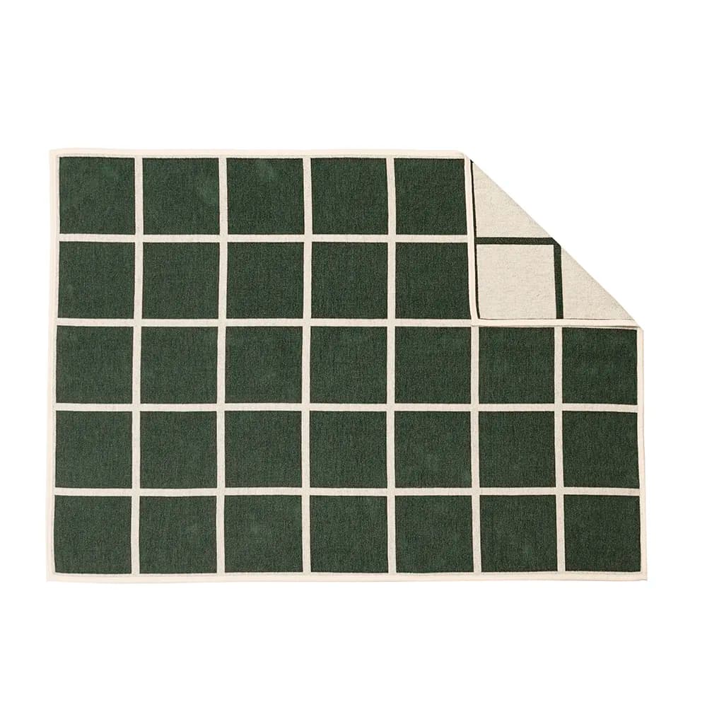Pappelina, Gewebte Decke aus Lammwolle Criss Leaf