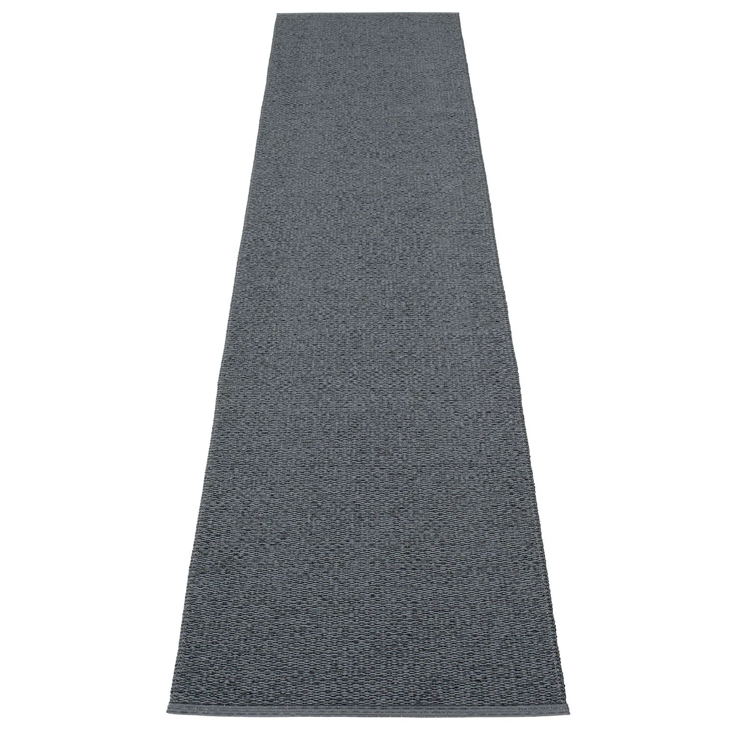 Pappelina, Svea Teppich 70x320 cm granit / black metallic